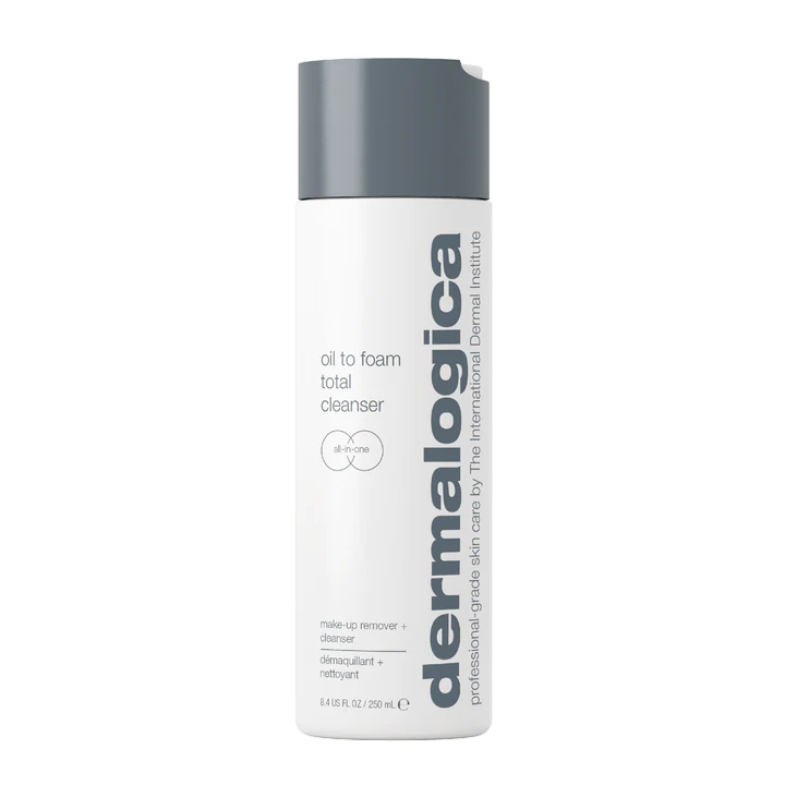 OiltoFoamTotalCleanser_hvitbakgrunn_720x
