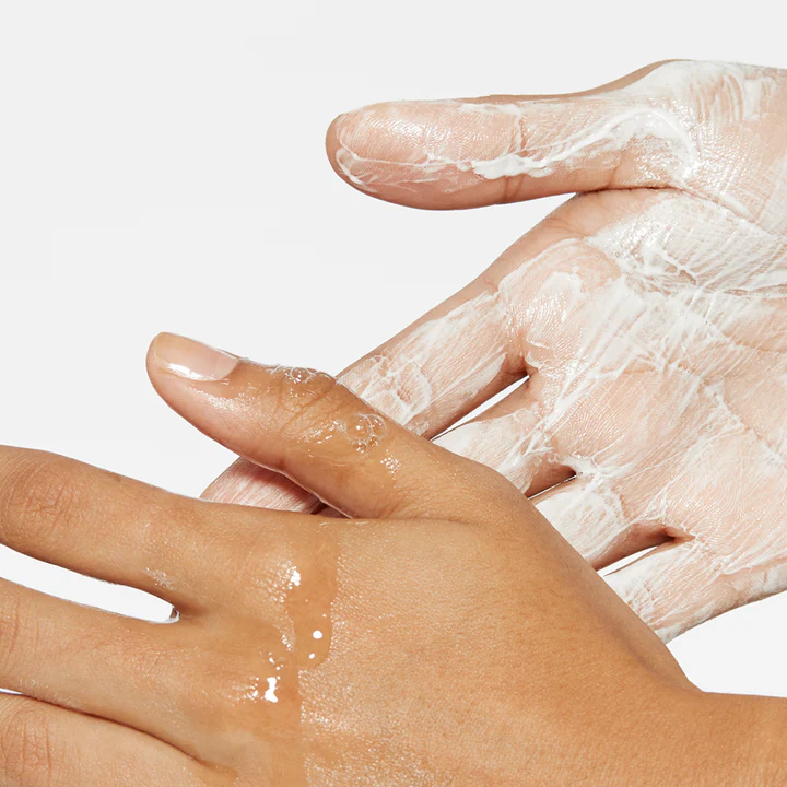 OiltoFoamTotalCleansergalleribilde4_720x
